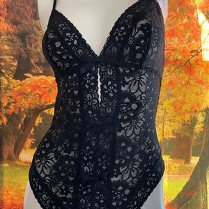 Victoria's Secret Elegant Black Lace Chemise